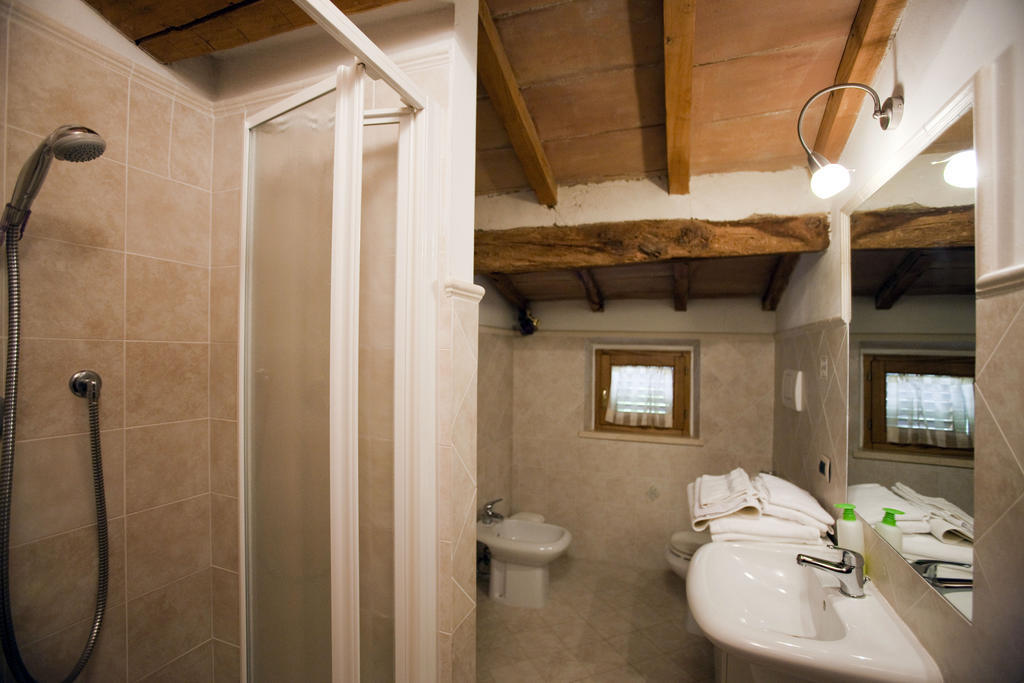 Agriturismo Podere Olivello In Val D'Orcia Montalcino Quarto foto
